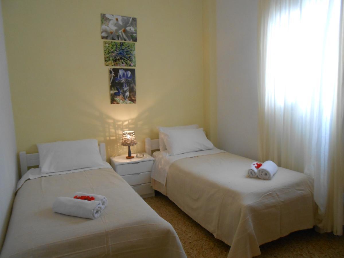 Angeliki Pension Katapola Exterior photo